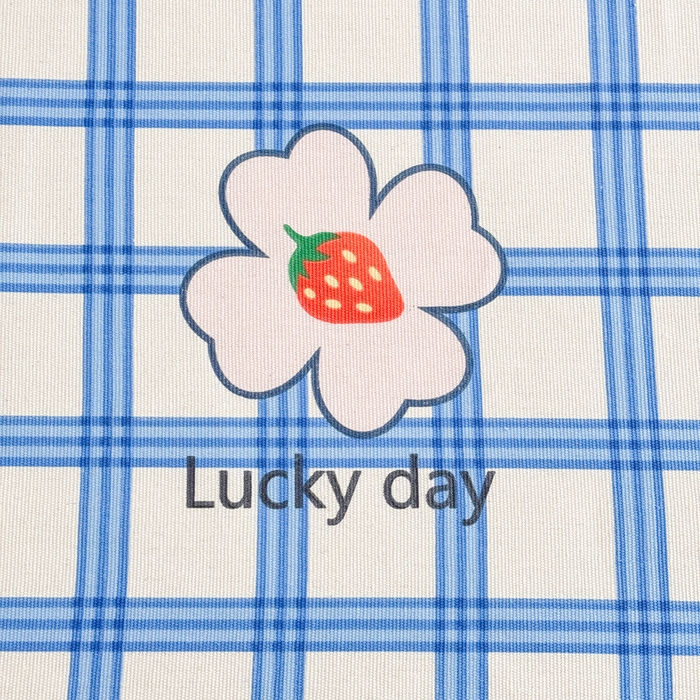 91家纺网 家纺一手货源 找家纺 仟网汇 2026新款老粗布蕾丝花边凉席席子三件套（无纺布手提包装） 幸运草莓