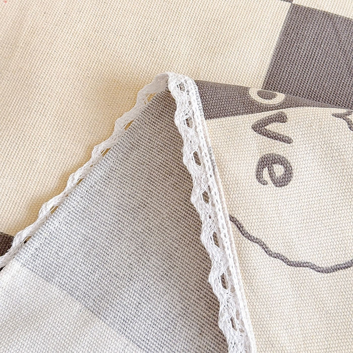 91家纺网 家纺一手货源 找家纺 仟网汇 2026新款老粗布蕾丝花边凉席席子三件套（无纺布手提包装） 棋盘熊