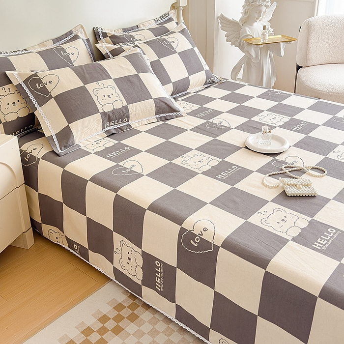 91家纺网 家纺一手货源 找家纺 仟网汇 2026新款老粗布蕾丝花边凉席席子三件套（无纺布手提包装） 棋盘熊