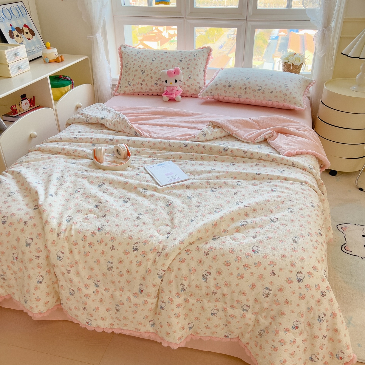 91家纺网 家纺一手货源 找家纺 宝士康家纺 2026新款10A抗菌毛球花边邹邹纱夏被 萌兔花园