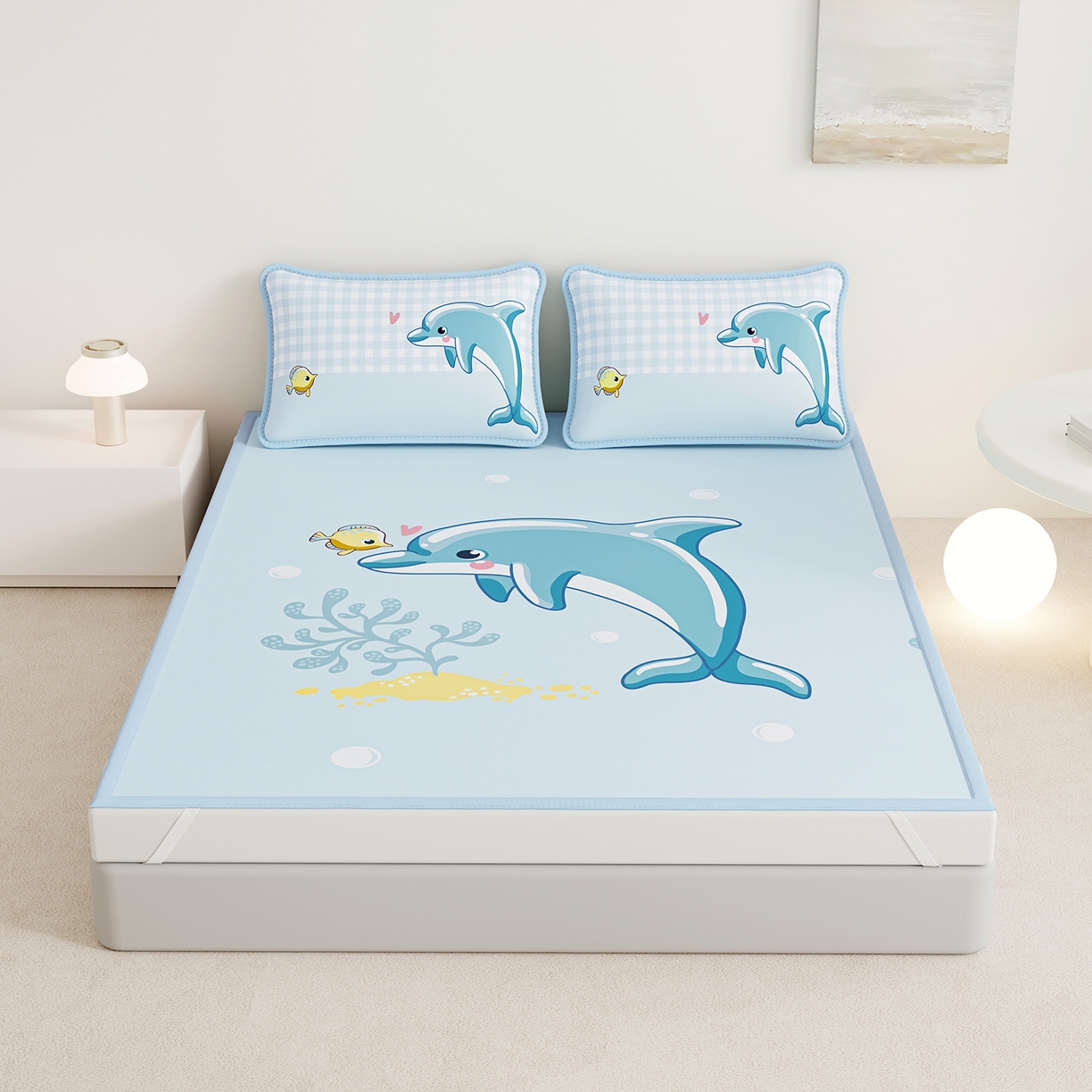 91家纺网 家纺一手货源 找家纺 奇丝雅 2026A类数码印花大版卡通冰丝凉席双人席可机洗学生宿舍空调软席三件套三明治网底 海豚奇遇