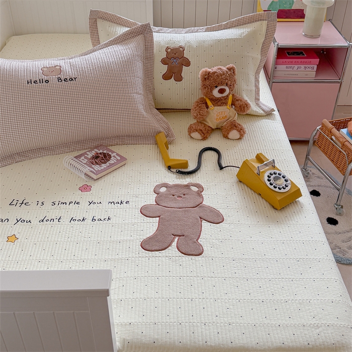 91家纺网 家纺一手货源 找家纺 暖生活 2026新款工艺款全棉水洗棉夏被四件套夏凉被空调被 快乐小熊