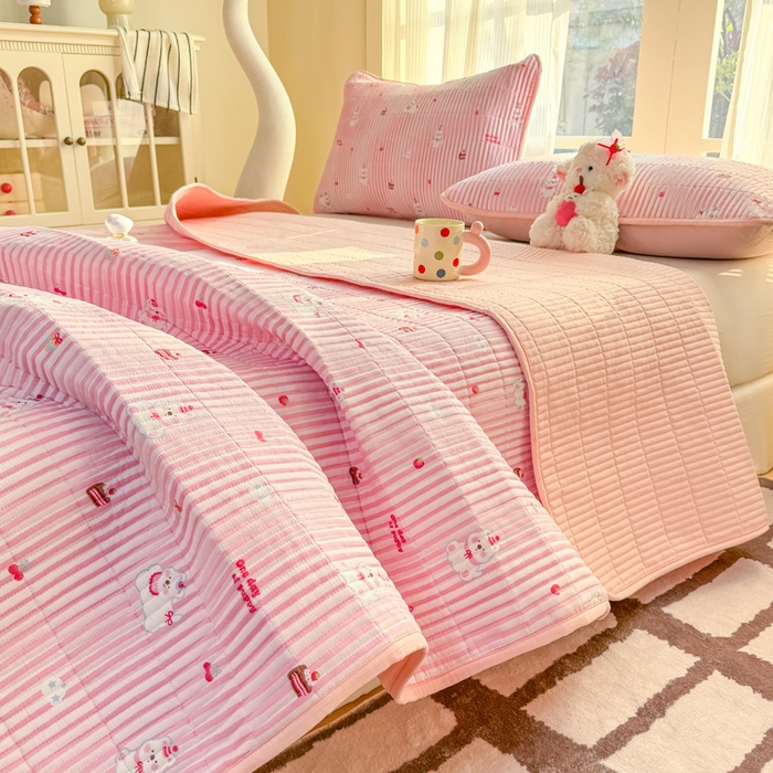 91家纺网 家纺一手货源 找家纺 晓时候 2026新款双层纱印花单床盖床盖单件单品床盖 甜甜西高地