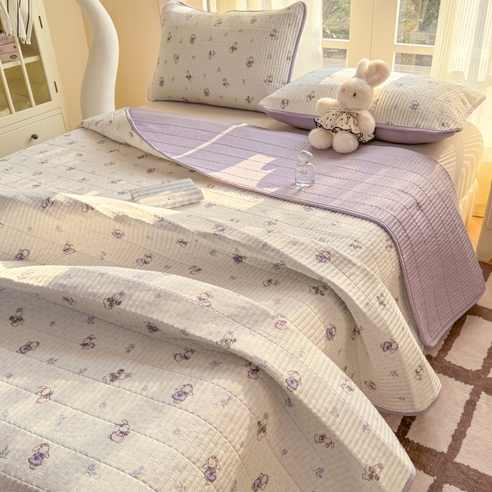 91家纺网 家纺一手货源 找家纺 晓时候 2026新款双层纱印花单床盖床盖单件单品床盖 花间兔