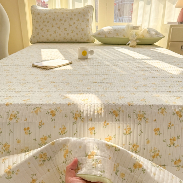 91家纺网 家纺一手货源 找家纺 晓时候 2026新款双层纱印花单床盖床盖单件单品床盖 安然入夏