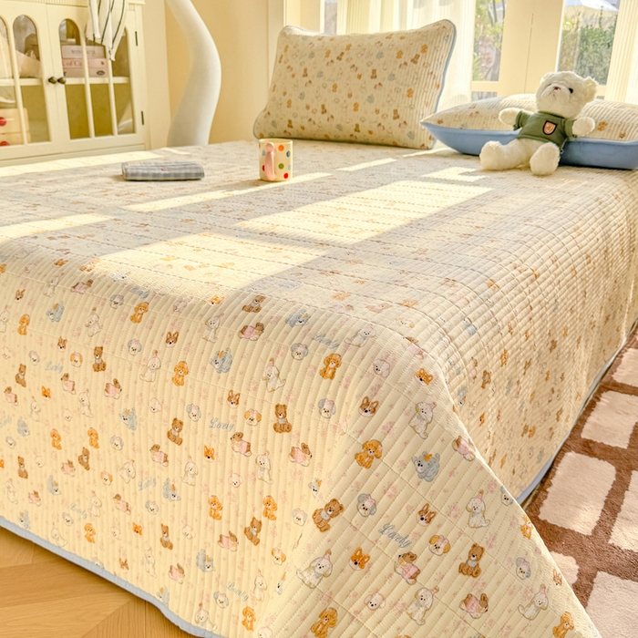 91家纺网 家纺一手货源 找家纺 晓时候 2026新款双层纱印花单床盖床盖单件单品床盖 奶芙狗