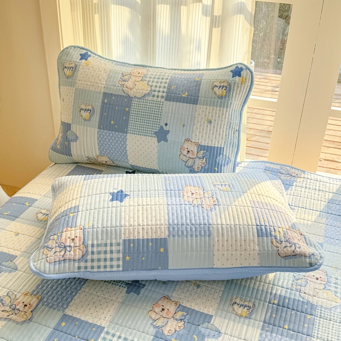 91家纺网 家纺一手货源 找家纺 晓时候 2026新款双层纱印花单床盖床盖单件单品床盖 蓝色泡芙狗