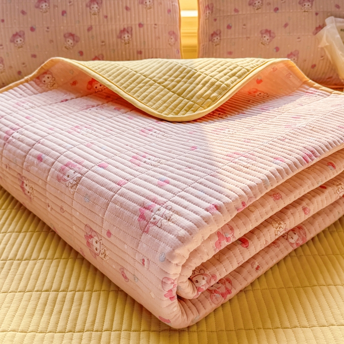 91家纺网 家纺一手货源 找家纺 晓时候 2026新款双层纱印花单床盖床盖单件单品床盖 甜心女孩