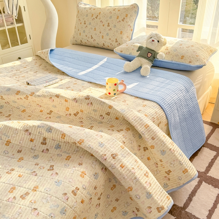 91家纺网 家纺一手货源 找家纺 晓时候 2026新款双层纱印花单床盖床盖单件单品床盖 奶芙狗