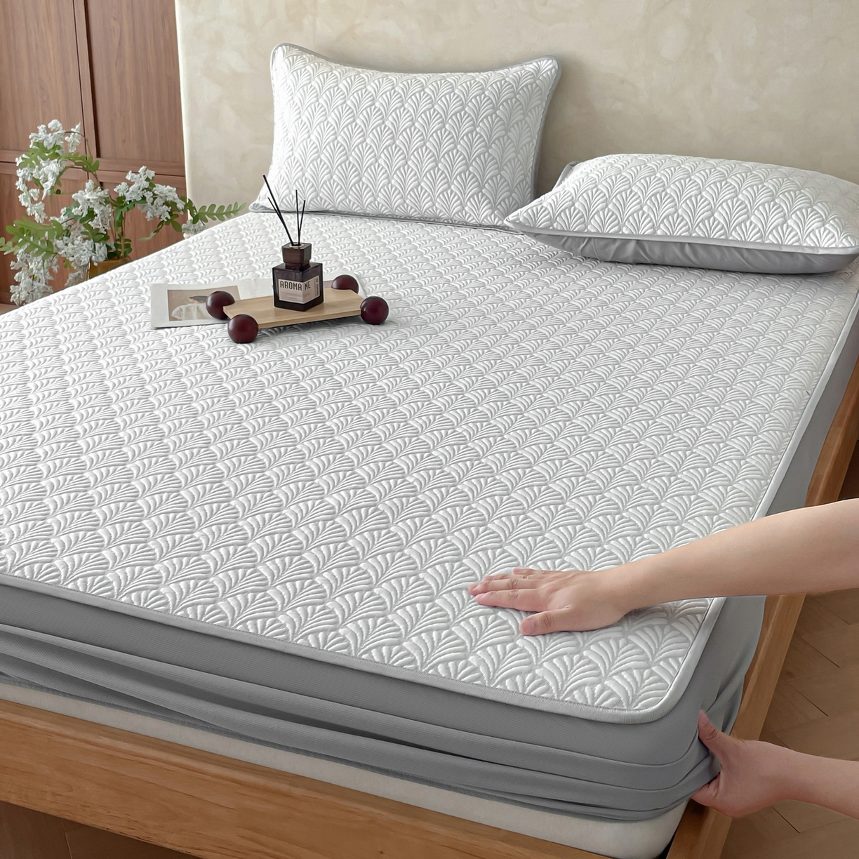 91家纺网 家纺一手货源 找家纺 （总）羚羊语家纺 2026新款PE提花凉泡泡席床笠款460克冰萃席凉豆豆夏季几何轻奢凉感软席子三件套【配包装】