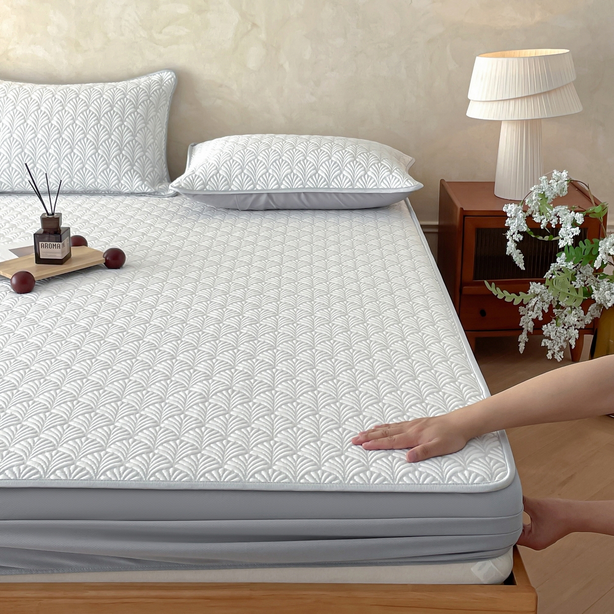 91家纺网 家纺一手货源 找家纺 羚羊语家纺 2026新款PE提花凉泡泡席床笠款460克冰萃席凉豆豆夏季几何轻奢凉感软席子三件套【配包装】 冰萃席-贝界