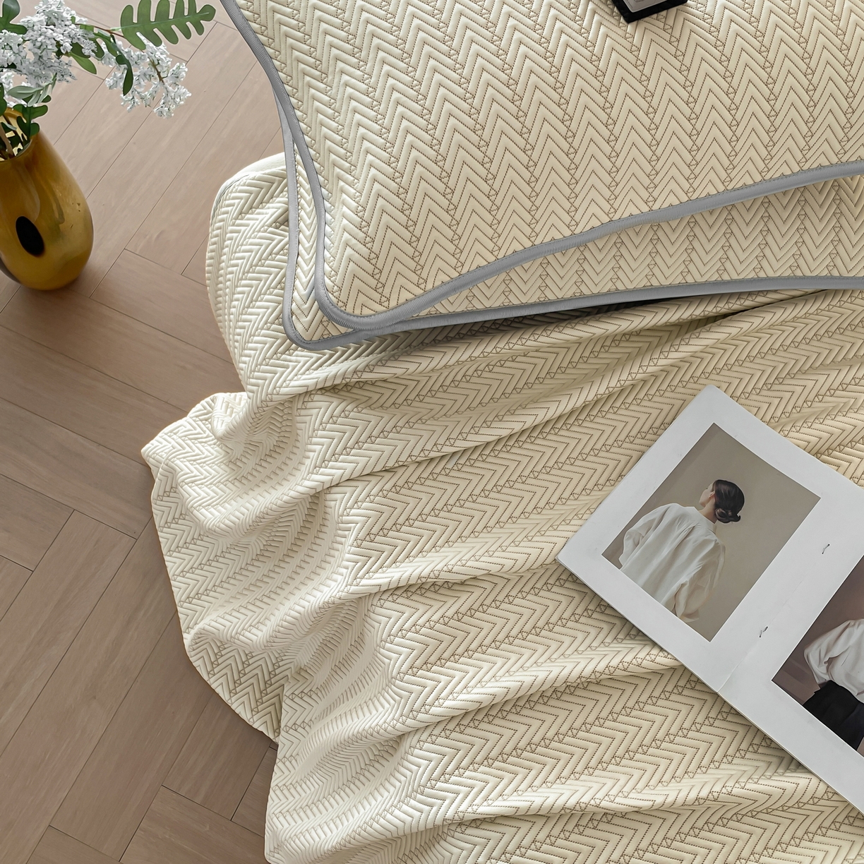 91家纺网 家纺一手货源 找家纺 羚羊语家纺 2026新款PE提花凉泡泡席床笠款460克冰萃席凉豆豆夏季几何轻奢凉感软席子三件套【配包装】 冰萃席-菱序