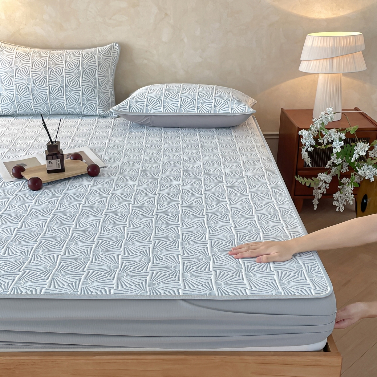 91家纺网 家纺一手货源 找家纺 羚羊语家纺 2026新款PE提花凉泡泡席床笠款460克冰萃席凉豆豆夏季几何轻奢凉感软席子三件套【配包装】 冰萃席-半晟