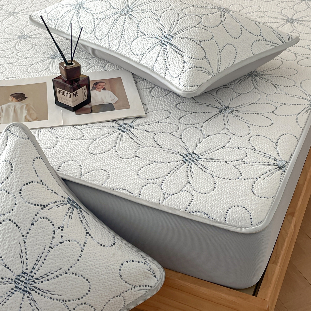 91家纺网 家纺一手货源 找家纺 羚羊语家纺 2026新款PE提花凉泡泡席床笠款460克冰萃席凉豆豆夏季几何轻奢凉感软席子三件套【配包装】 冰萃席-花沁