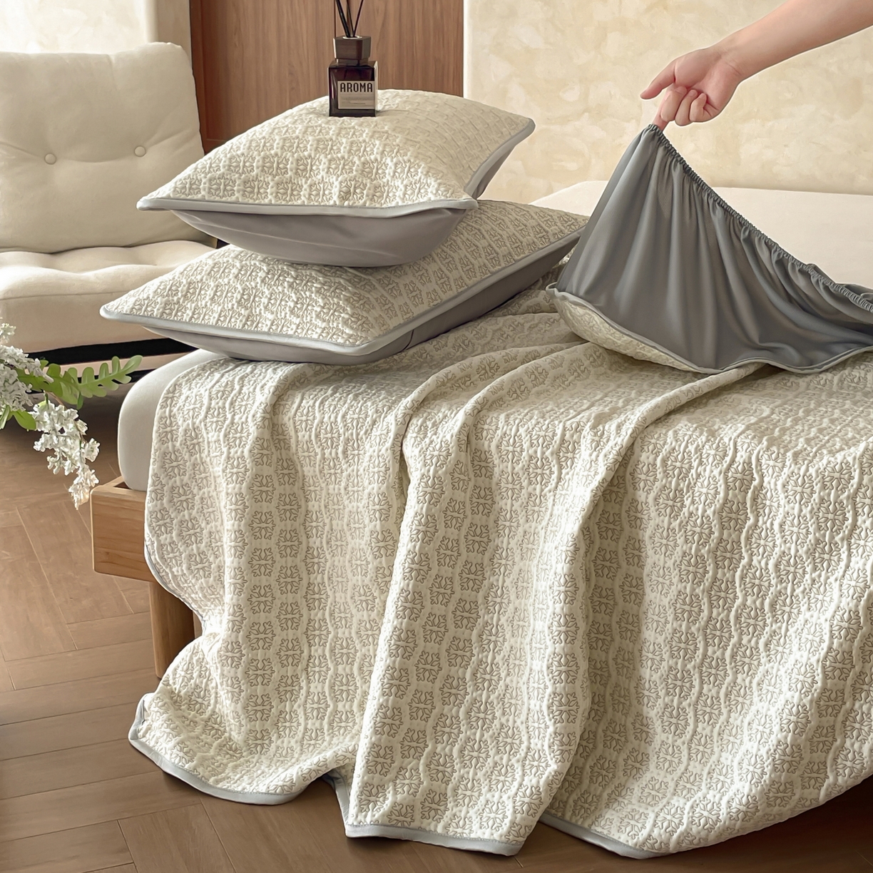 91家纺网 家纺一手货源 找家纺 羚羊语家纺 2026新款PE提花凉泡泡席床笠款460克冰萃席凉豆豆夏季几何轻奢凉感软席子三件套【配包装】 冰萃席-冰格