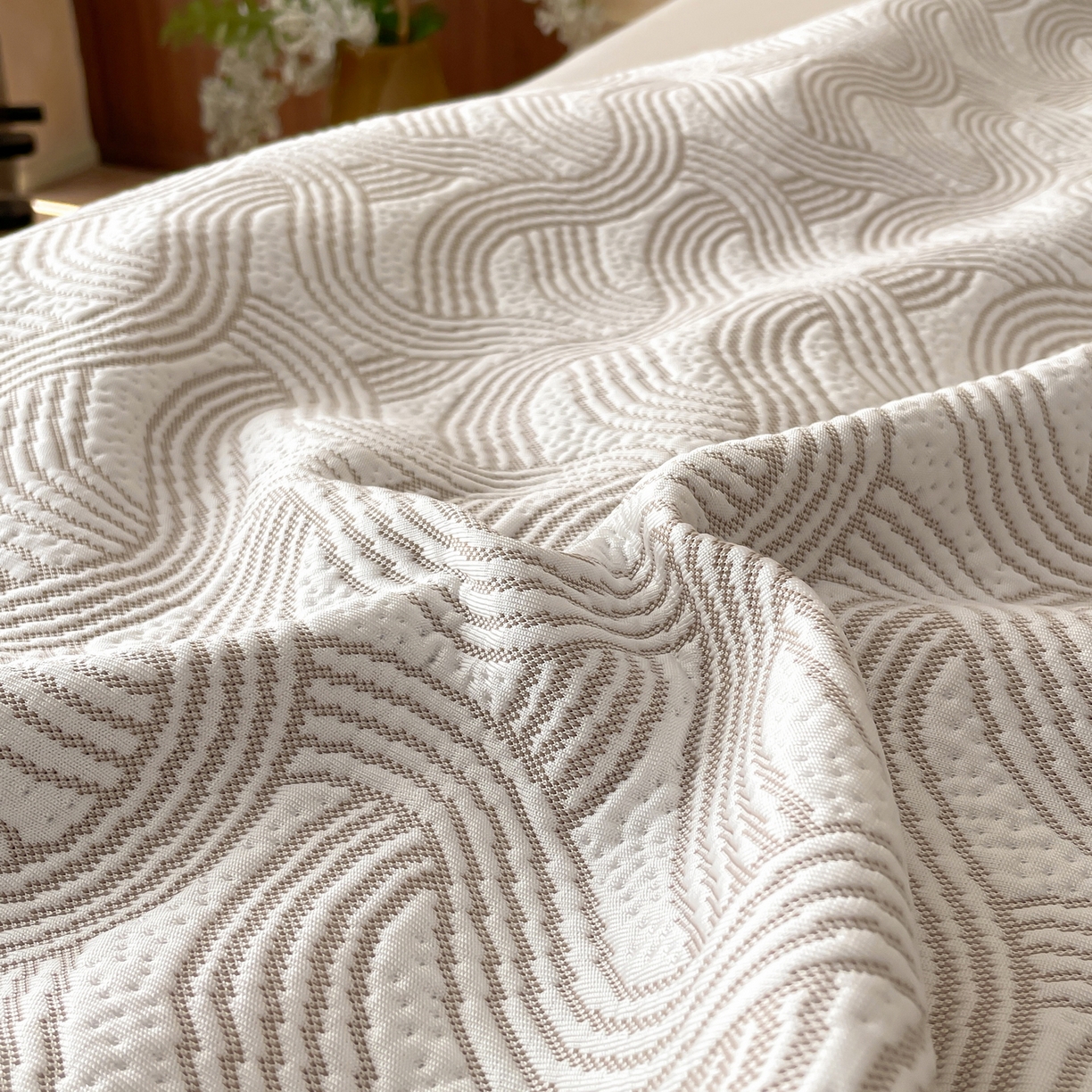 91家纺网 家纺一手货源 找家纺 羚羊语家纺 2026新款PE提花凉泡泡席床笠款460克冰萃席凉豆豆夏季几何轻奢凉感软席子三件套【配包装】 冰萃席-纹屿