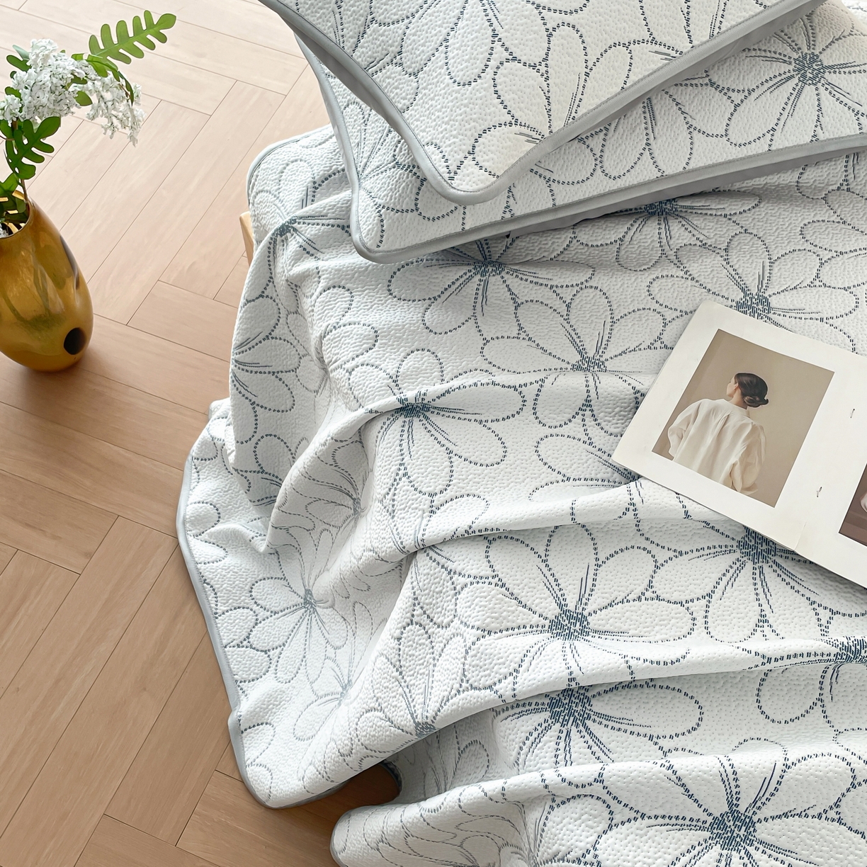 91家纺网 家纺一手货源 找家纺 羚羊语家纺 2026新款PE提花凉泡泡席床笠款460克冰萃席凉豆豆夏季几何轻奢凉感软席子三件套【配包装】 冰萃席-花沁