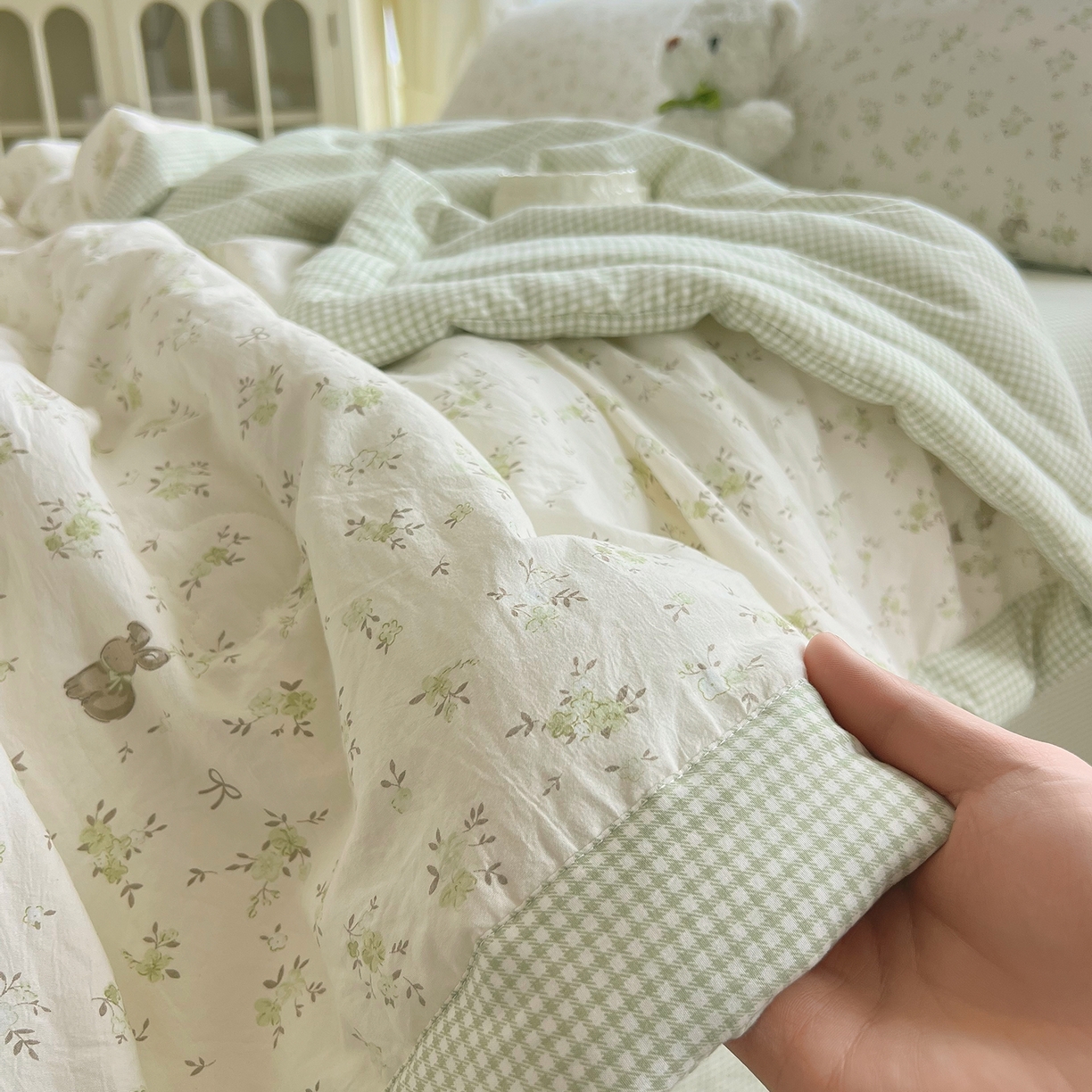91家纺网 家纺一手货源 找家纺 （总）宝士康家纺 2026新款抗菌亲肤棉田园碎花格子单夏被/夏被四件套