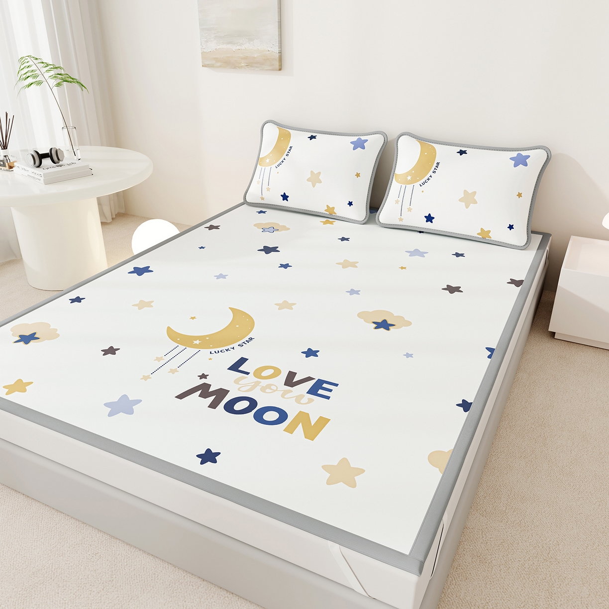 91家纺网 家纺一手货源 找家纺 奇丝雅 2026A类数码印花大版卡通冰丝凉席双人席可机洗学生宿舍空调软席三件套三明治网底 满天星辰