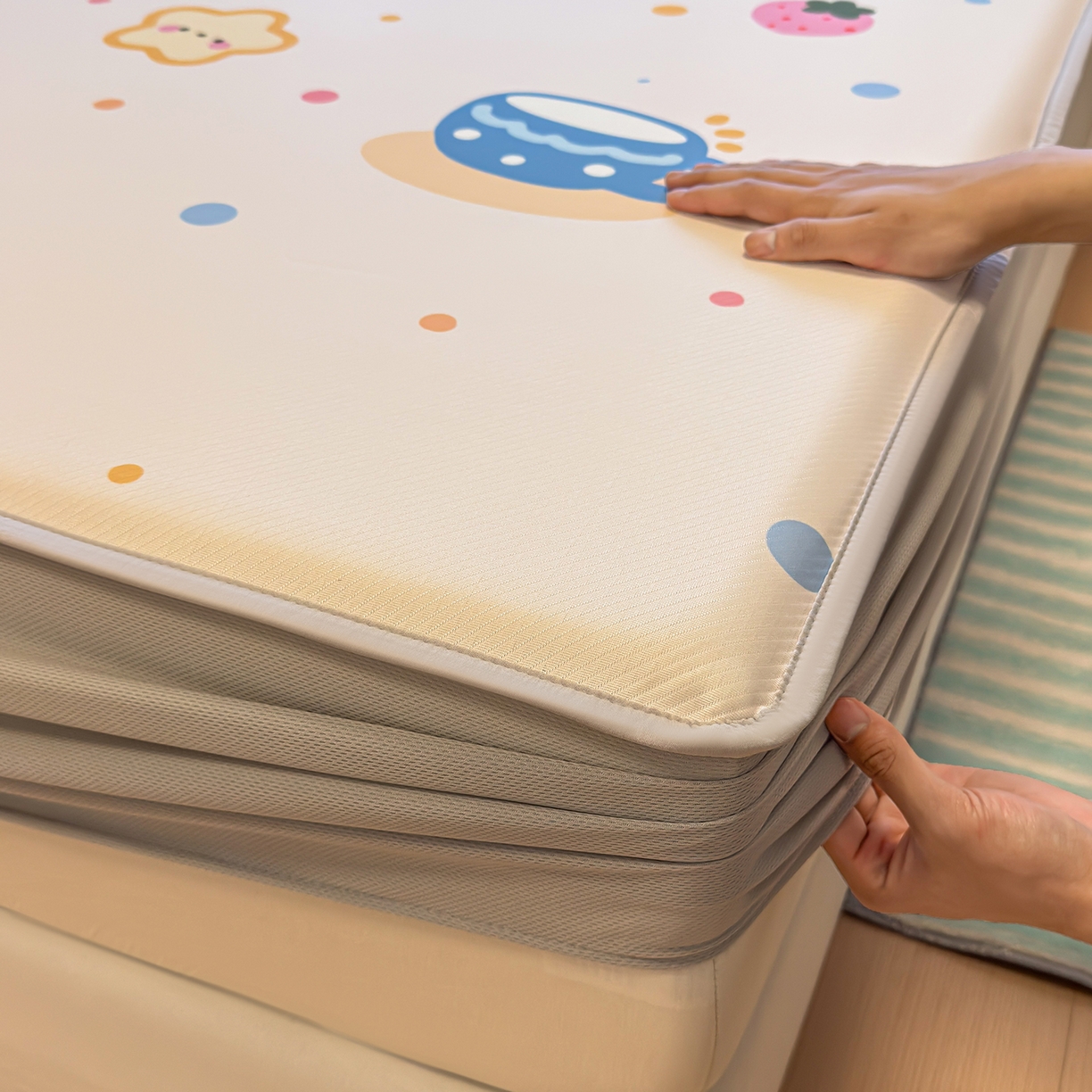 91家纺网 家纺一手货源 找家纺 （总）懒猫家纺 2026新款大版卡通凉感冰丝床笠款凉席席子