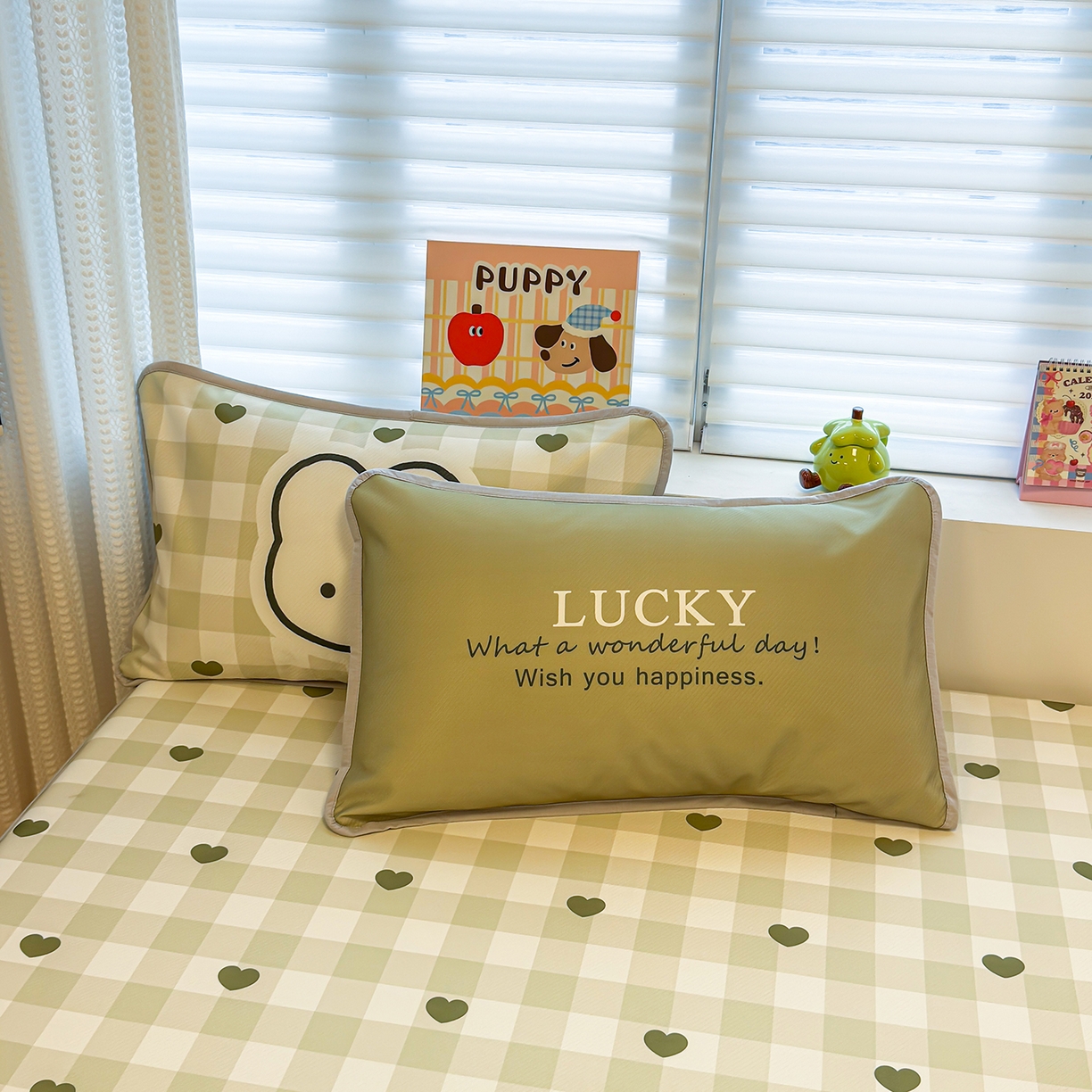 91家纺网 家纺一手货源 找家纺 懒猫家纺 2026新款大版卡通凉感冰丝床笠款凉席席子 床笠席-绿格小熊