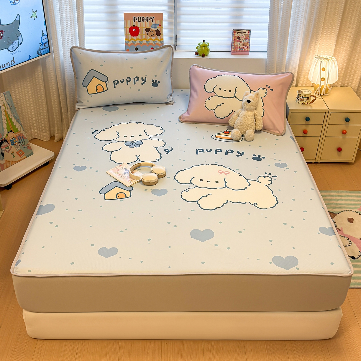 91家纺网 家纺一手货源 找家纺 懒猫家纺 2026新款大版卡通凉感冰丝床笠款凉席席子 床笠席-元气小狗