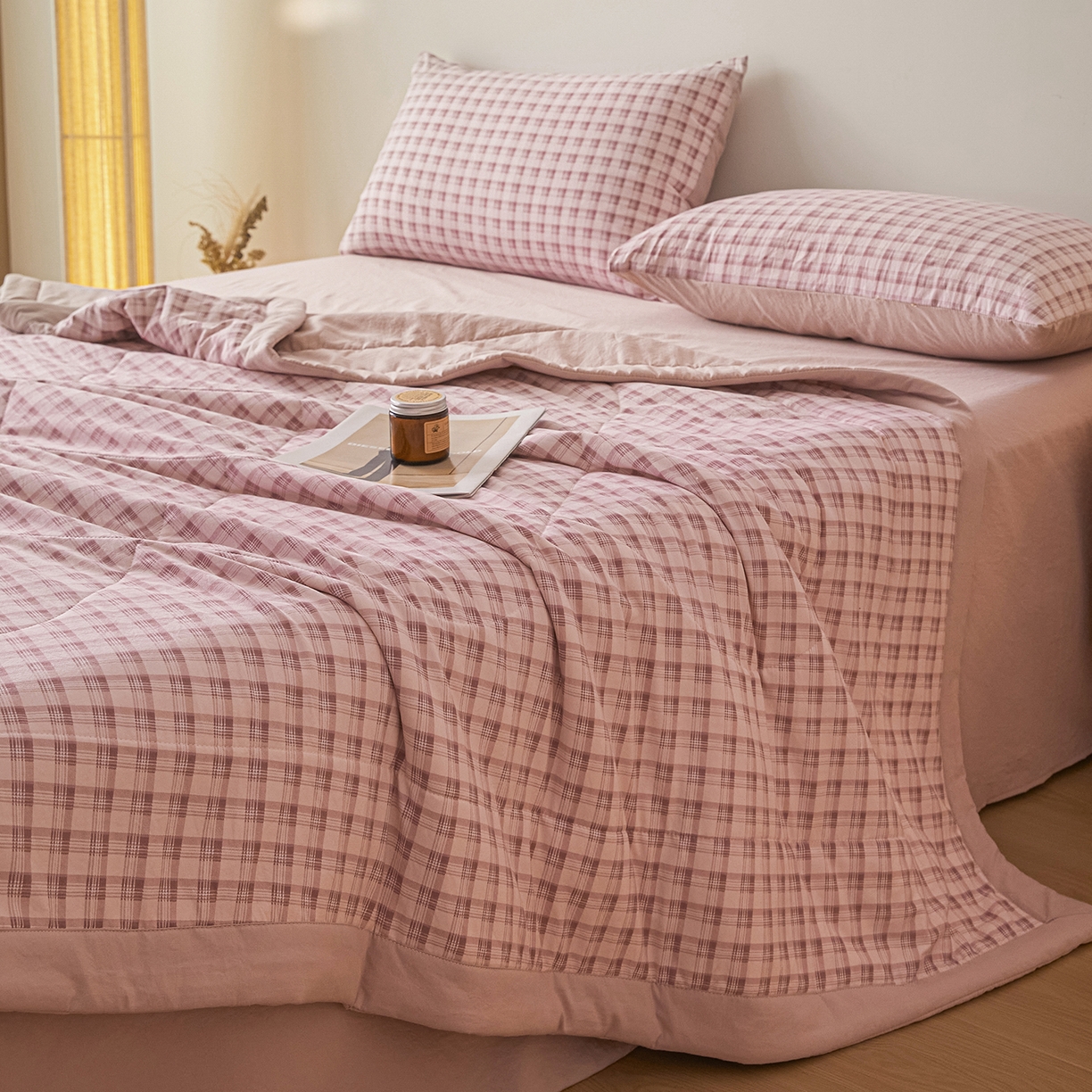 91家纺网 家纺一手货源 找家纺 寐眠 2026新款A类水洗棉棉花夏凉空调被 粉雾小格