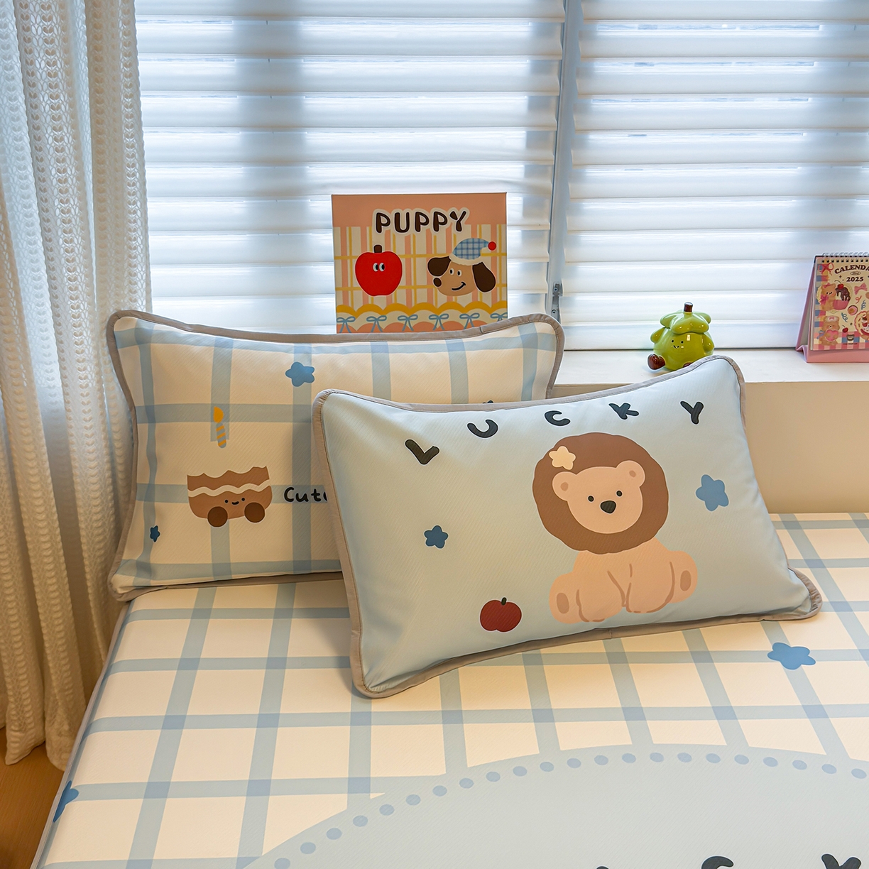 91家纺网 家纺一手货源 找家纺 懒猫家纺 2026新款大版卡通凉感冰丝床笠款凉席席子 床笠席-幸运家族