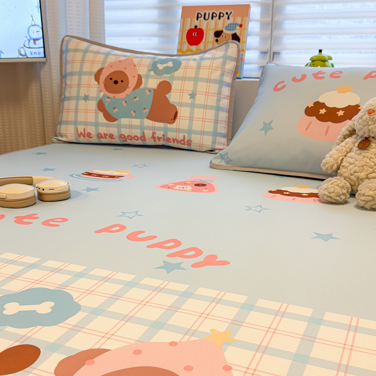 91家纺网 家纺一手货源 找家纺 懒猫家纺 2026新款大版卡通凉感冰丝床笠款凉席席子 床笠席-友趣小狗