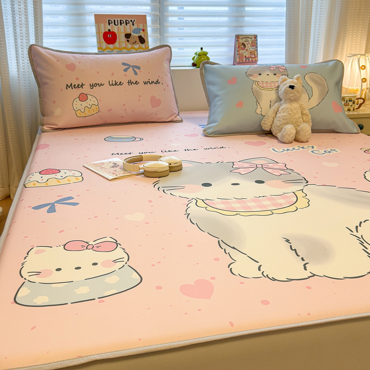 91家纺网 家纺一手货源 找家纺 懒猫家纺 2026新款大版卡通凉感冰丝床笠款凉席席子 床笠席-甜宠小猫