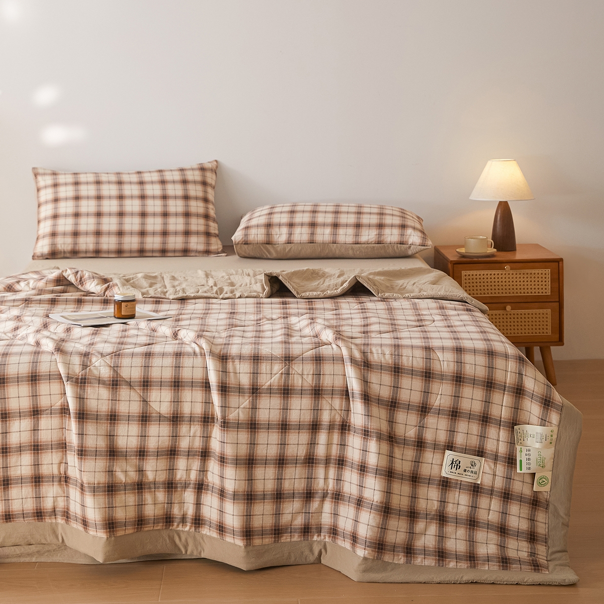 91家纺网 家纺一手货源 找家纺 寐眠 2026新款A类水洗棉棉花夏凉空调被 拿铁细格