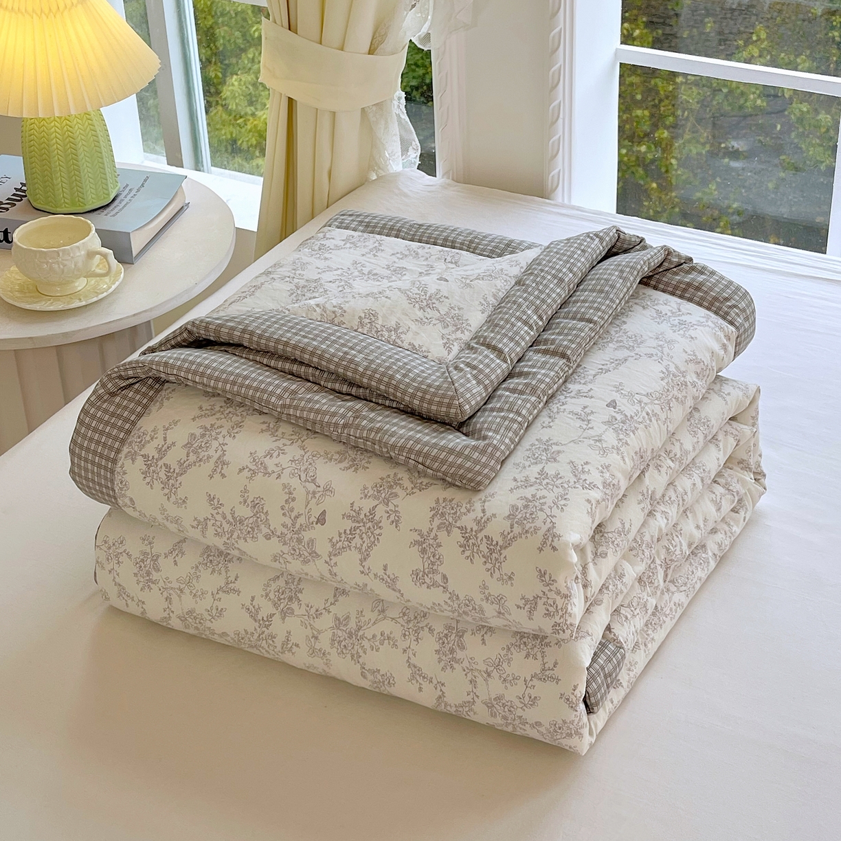 91家纺网 家纺一手货源 找家纺 （总）宝士康家纺 2026新款抗菌亲肤棉田园碎花格子单夏被/夏被四件套