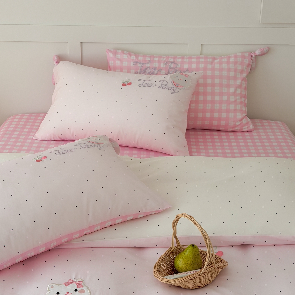 91家纺网 家纺一手货源 找家纺 懒猫家纺 2026新款【童趣系列】全棉纯棉印花刺绣套件【带礼盒】【带图片同款立体蝴蝶结】 小猫晚安曲