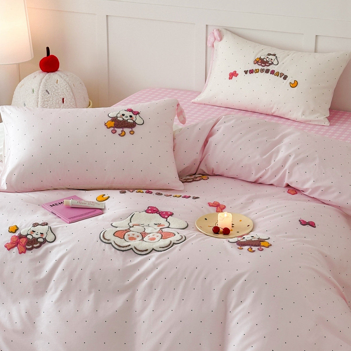 91家纺网 家纺一手货源 找家纺 懒猫家纺 2026新款【童趣系列】全棉纯棉印花刺绣套件【带礼盒】【带图片同款立体蝴蝶结】 兔宝云朵屋