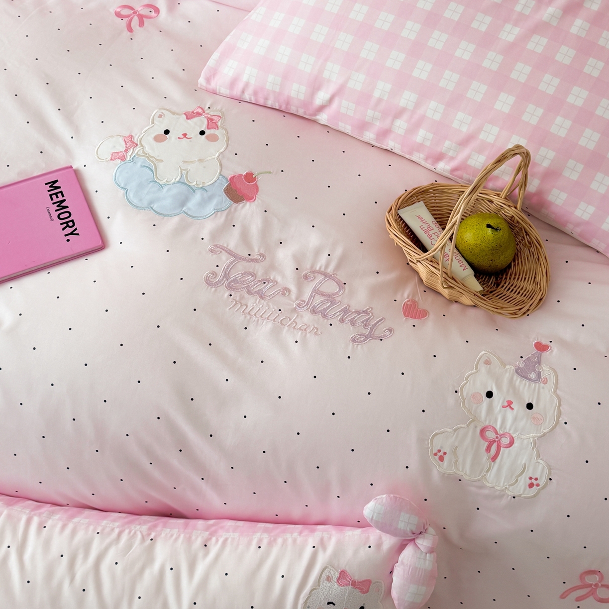 91家纺网 家纺一手货源 找家纺 懒猫家纺 2026新款【童趣系列】全棉纯棉印花刺绣套件【带礼盒】【带图片同款立体蝴蝶结】 小猫晚安曲