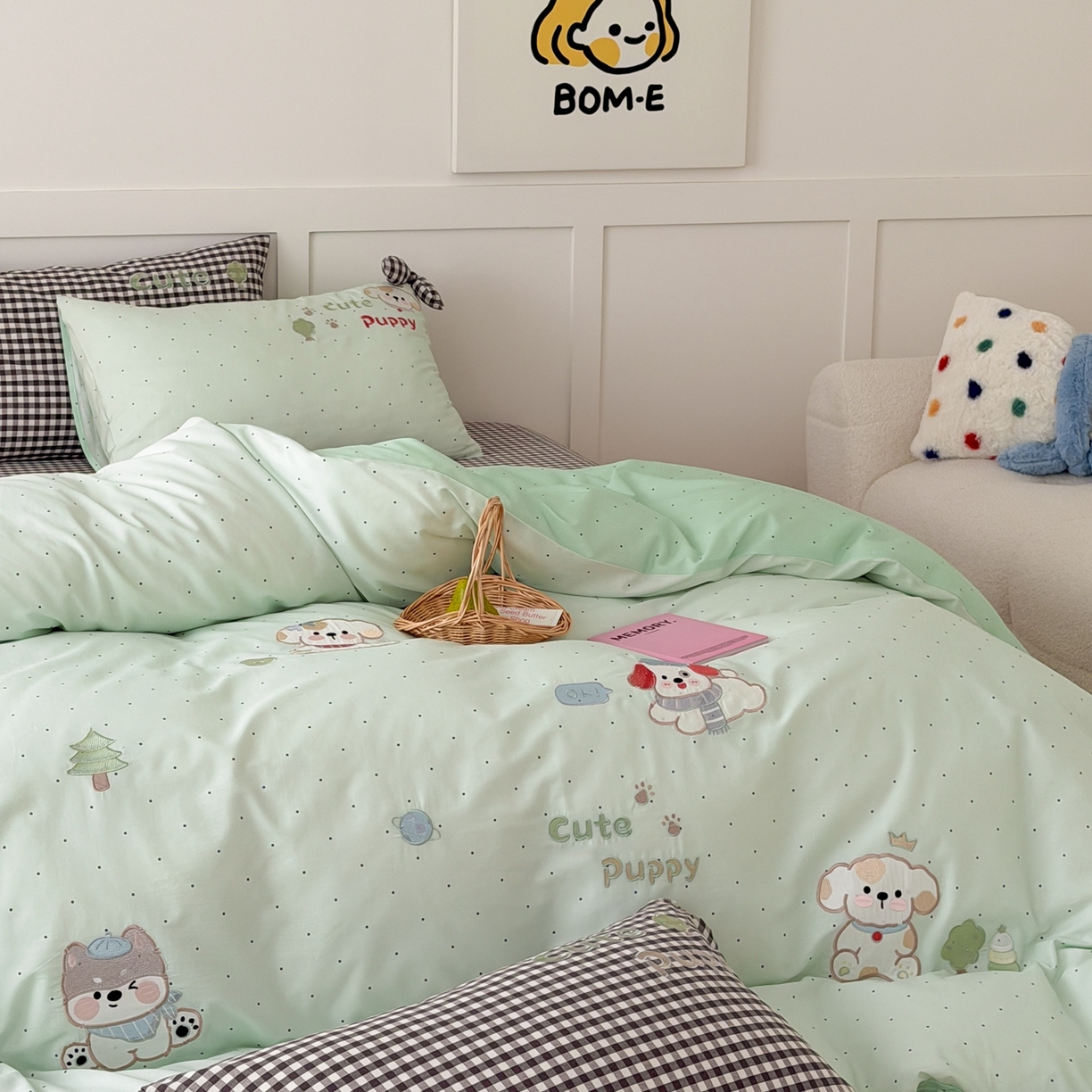 91家纺网 家纺一手货源 找家纺 懒猫家纺 2026新款【童趣系列】全棉纯棉印花刺绣套件【带礼盒】【带图片同款立体蝴蝶结】 狗狗的森旅