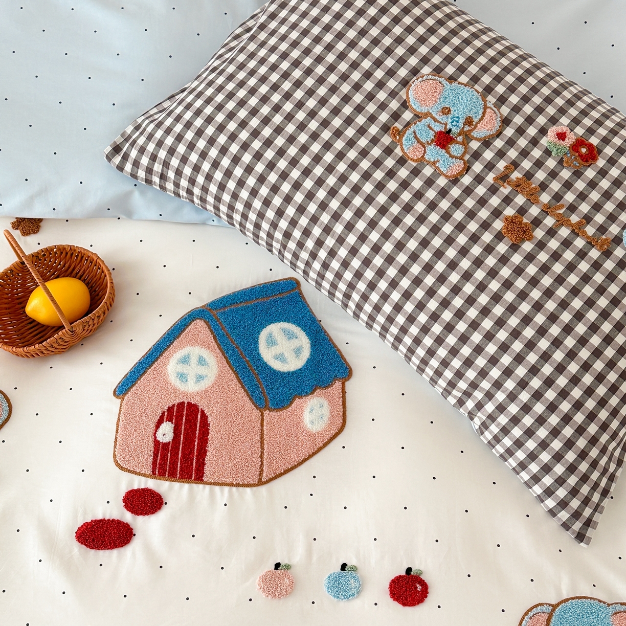 91家纺网 家纺一手货源 找家纺 懒猫家纺 2026新款【童趣系列】全棉纯棉印花刺绣套件【带礼盒】【带图片同款立体蝴蝶结】 小象日记