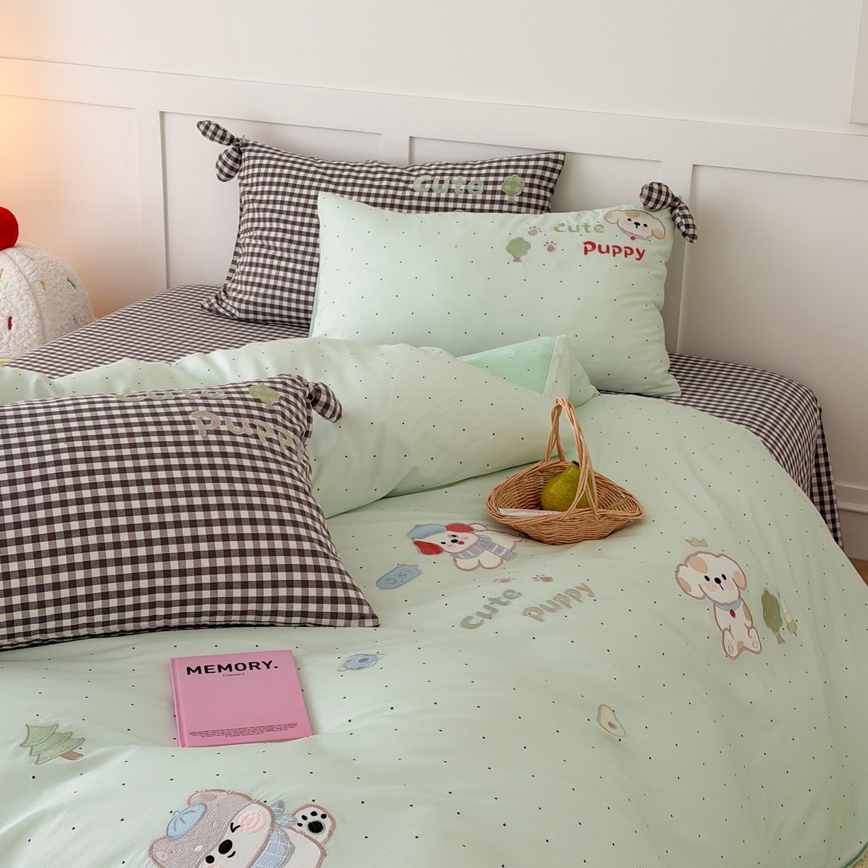 91家纺网 家纺一手货源 找家纺 懒猫家纺 2026新款【童趣系列】全棉纯棉印花刺绣套件【带礼盒】【带图片同款立体蝴蝶结】 狗狗的森旅