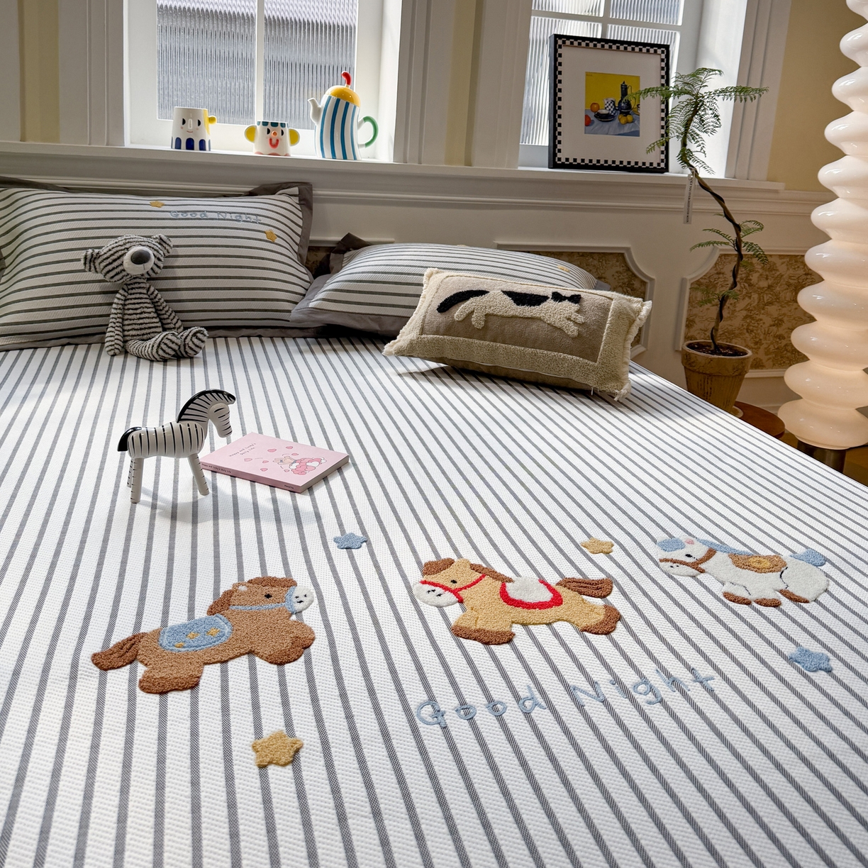 91家纺网 家纺一手货源 找家纺 雅居纺家纺 2026春夏新款PE凉感提花绣花凉席席子 平席-马上有钱