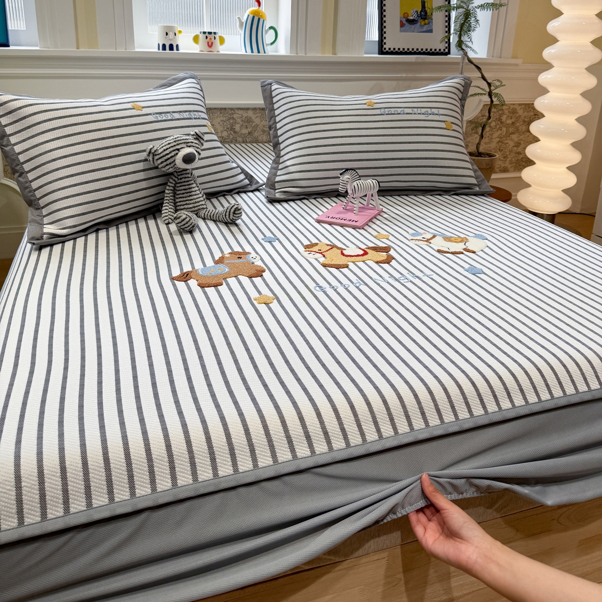 91家纺网 家纺一手货源 找家纺 （总）雅居纺家纺 2026春夏新款PE凉感提花绣花凉席席子