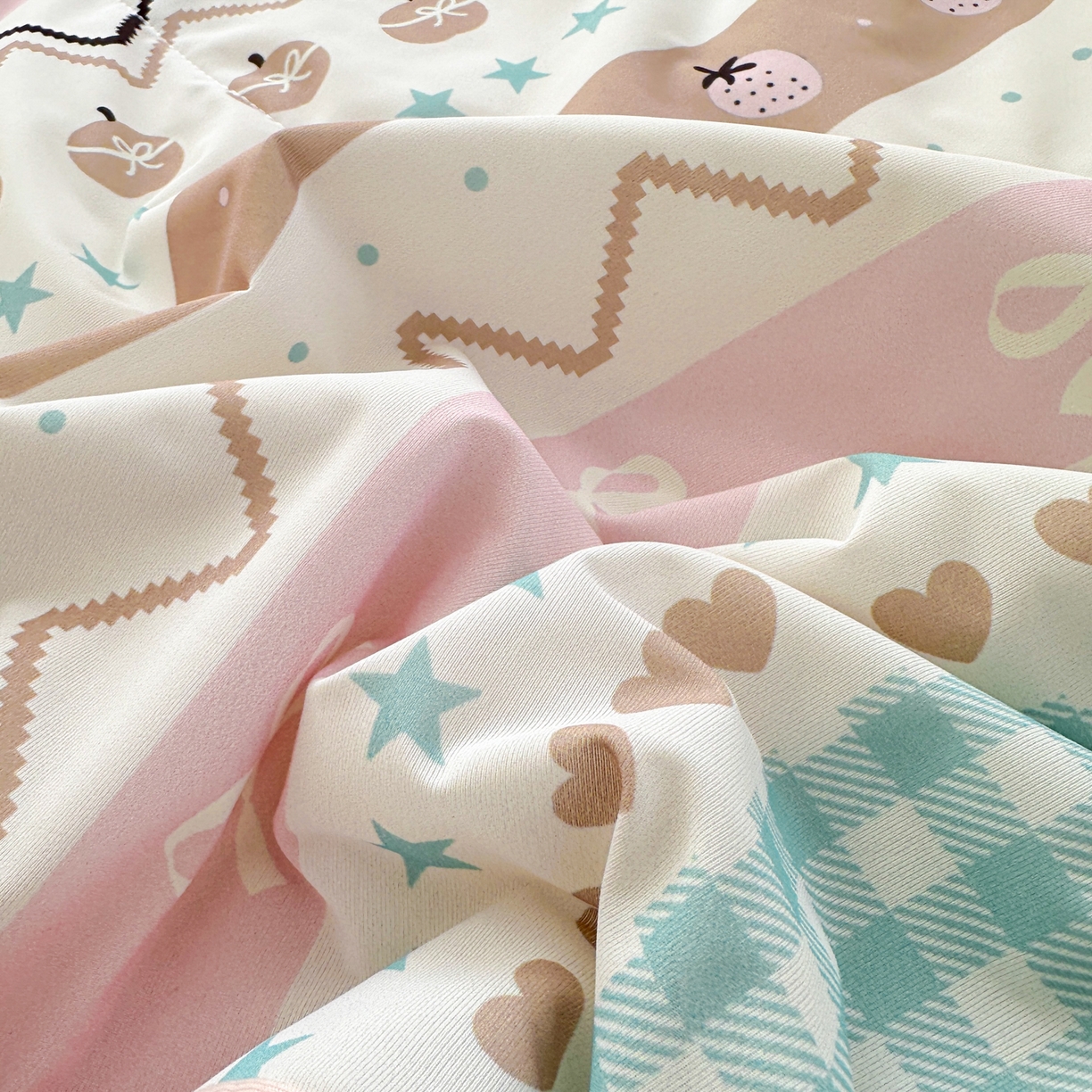 91家纺网 家纺一手货源 找家纺 希诺家居 2026春夏新款仿锦氨小冰皮凉感夏被空调被 童话小粉兔