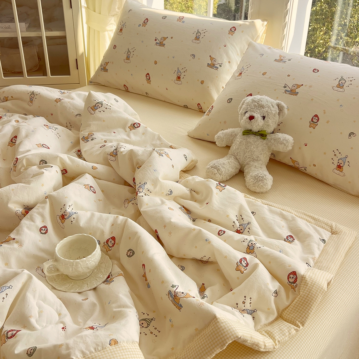 91家纺网 家纺一手货源 找家纺 宝士康家纺 2026新款抗菌亲肤棉田园碎花格子单夏被/夏被四件套 黄格星趣