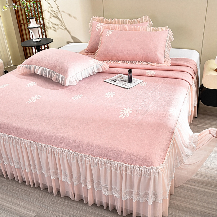 91家纺网 家纺一手货源 找家纺 畅畅家纺 2026新款提花面料530克PE凉感因子冰豆豆凉席床裙三件套 漫花-粉