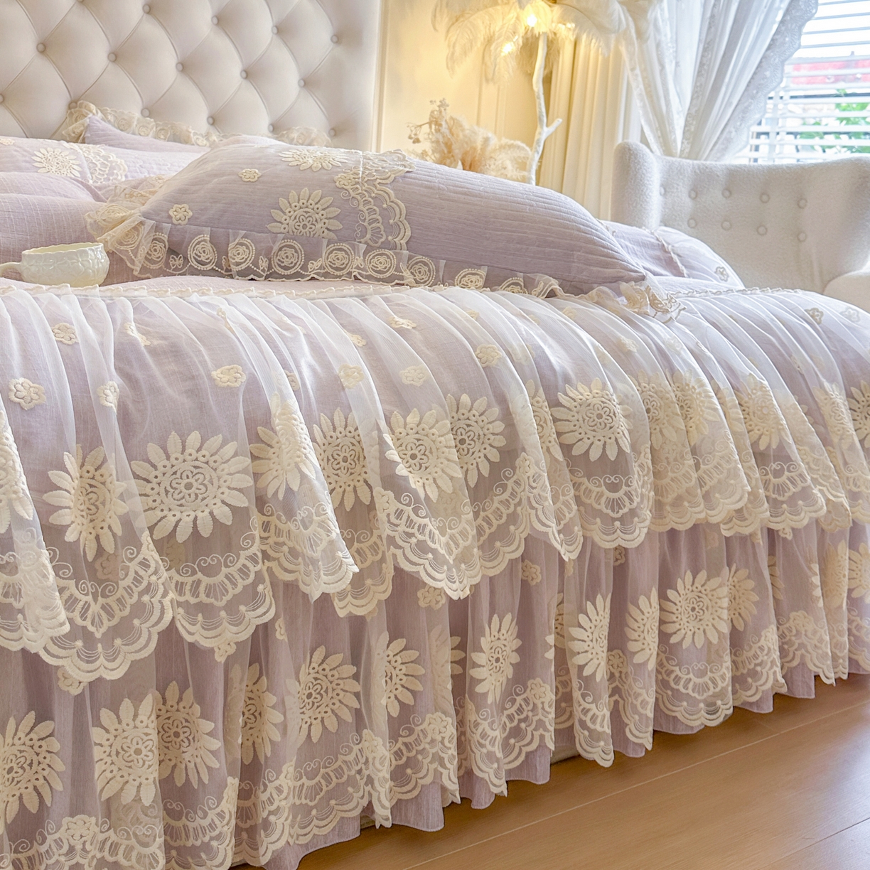 91家纺网 家纺一手货源 找家纺 恋尚 2026新款色织麻夹棉床裙四件套 控价四件套270，甜梦花嫁系列 甜梦花嫁-香芋紫