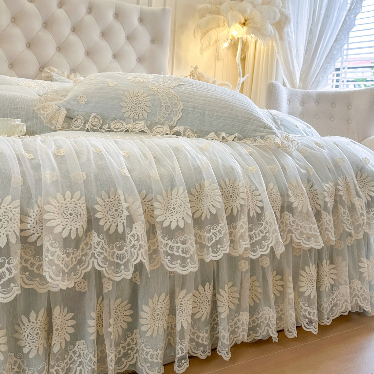 91家纺网 家纺一手货源 找家纺 恋尚 2026新款色织麻夹棉床裙四件套 控价四件套270，甜梦花嫁系列 甜梦花嫁-清新蓝