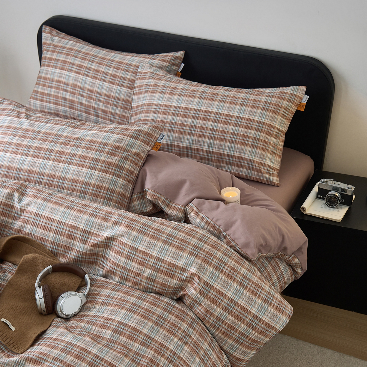 91家纺网 家纺一手货源 找家纺 女子家纺 2026新款全棉13070简约格子系列四件套 赤茶格