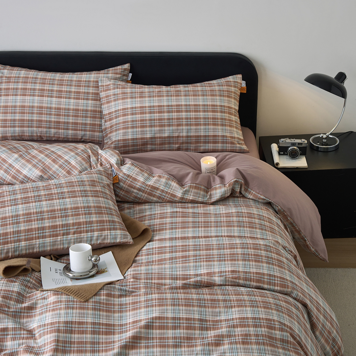 91家纺网 家纺一手货源 找家纺 女子家纺 2026新款全棉13070简约格子系列四件套 赤茶格