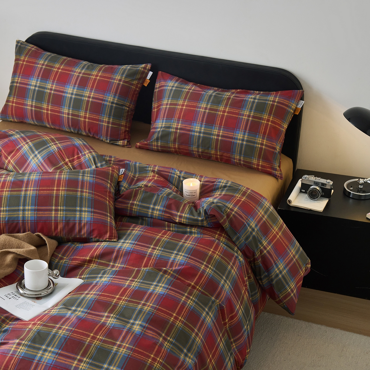 91家纺网 家纺一手货源 找家纺 女子家纺 2026新款全棉13070简约格子系列四件套 英伦-炽焰红