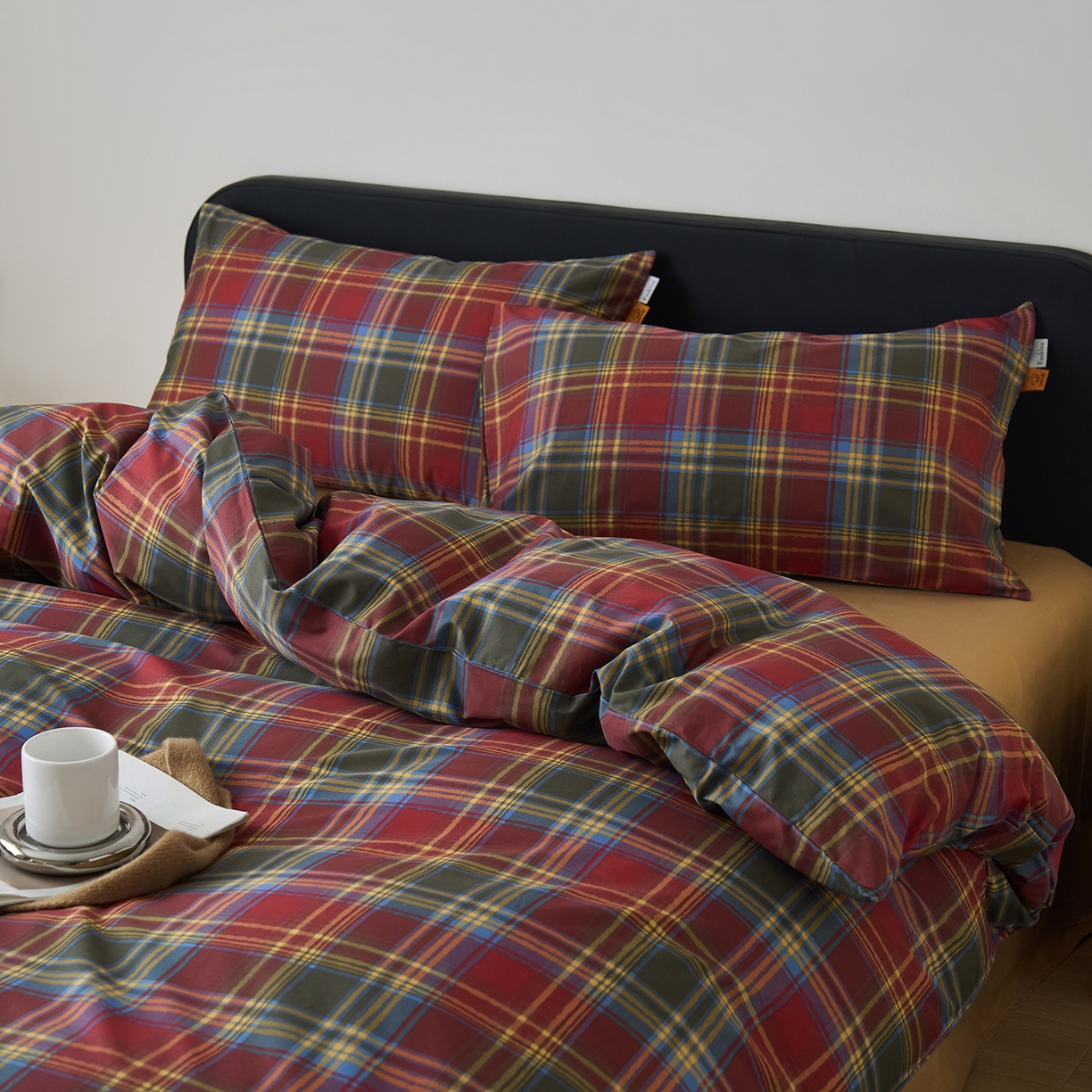 91家纺网 家纺一手货源 找家纺 女子家纺 2026新款全棉13070简约格子系列四件套 英伦-炽焰红