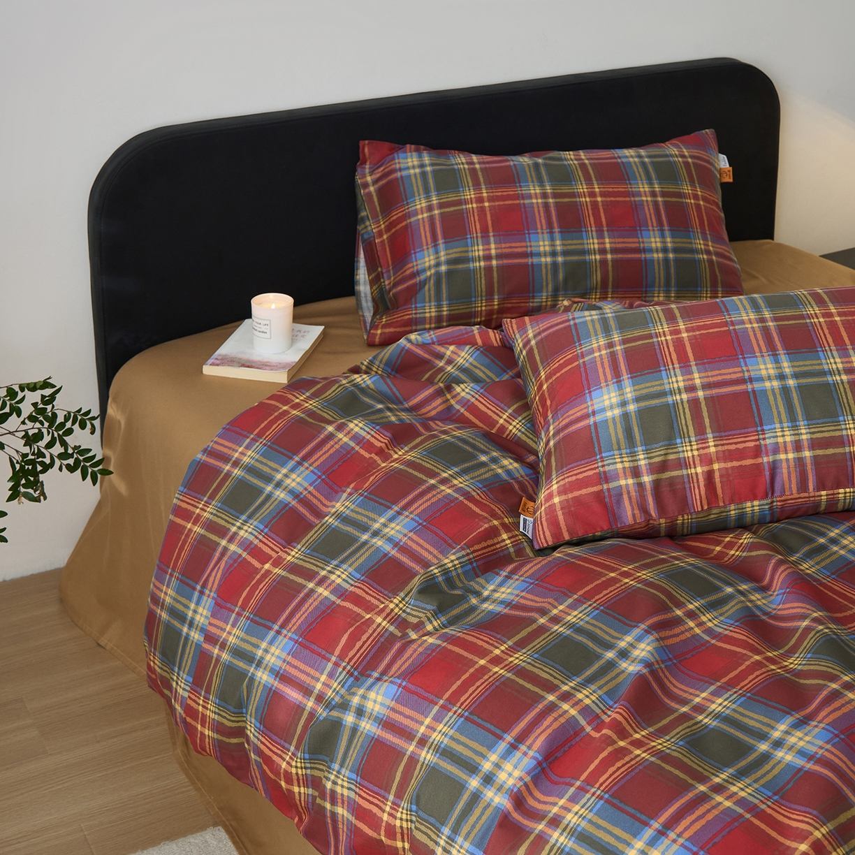 91家纺网 家纺一手货源 找家纺 女子家纺 2026新款全棉13070简约格子系列四件套 英伦-炽焰红